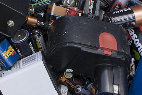 ㊣陆丰西南专业回收汽车电池☯电池回收价位☯收废弃蓄电池
